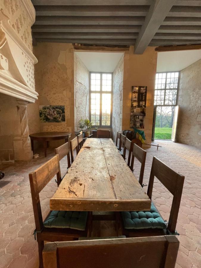Un Chateau En Bourgogne Saincaize-Meauce Bagian luar foto